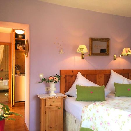 Hannas Alpengruss Apartment - Zimmer Зеефельд в Тироле Экстерьер фото