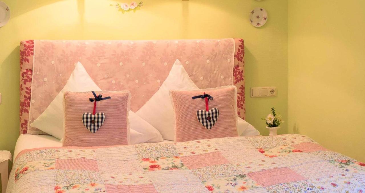 Hannas Alpengruss Apartment - Zimmer Зеефельд в Тироле Экстерьер фото
