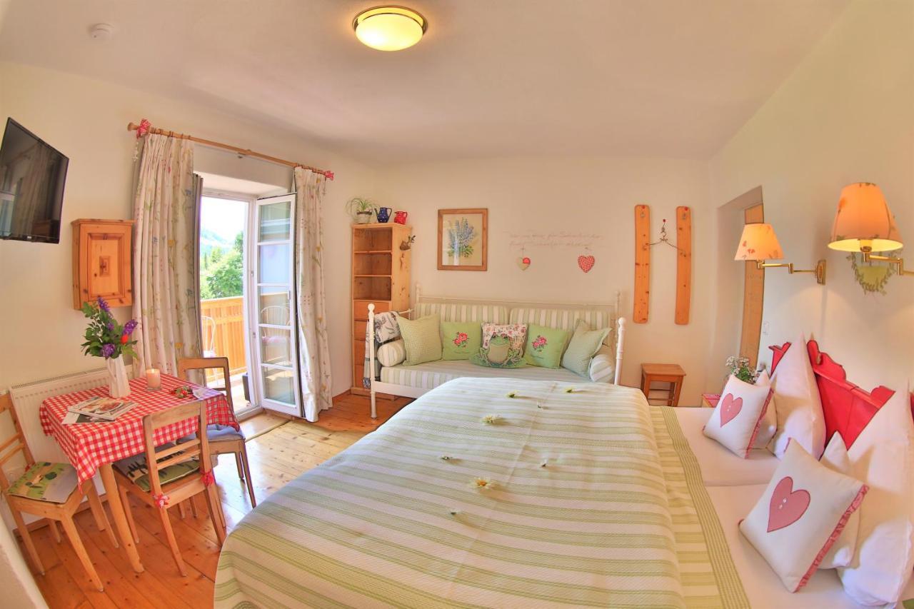 Hannas Alpengruss Apartment - Zimmer Зеефельд в Тироле Экстерьер фото