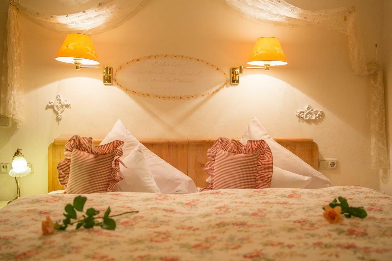 Hannas Alpengruss Apartment - Zimmer Зеефельд в Тироле Экстерьер фото