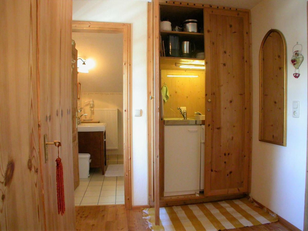 Hannas Alpengruss Apartment - Zimmer Зеефельд в Тироле Экстерьер фото